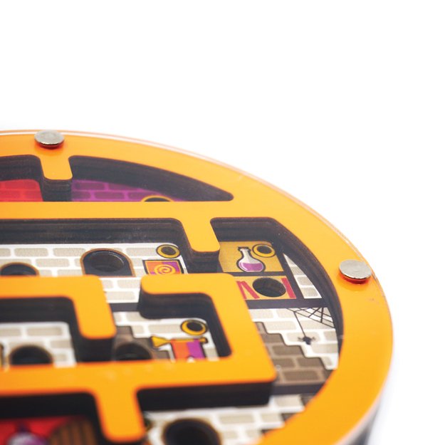 Svoora puidust kahekordne kettalabürint, Loss 4