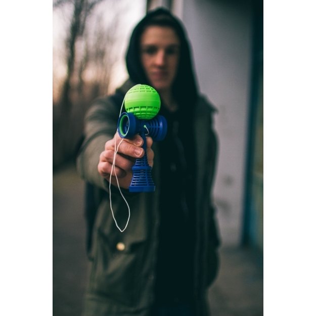 Kendama žaislas, plastikinis/žalias