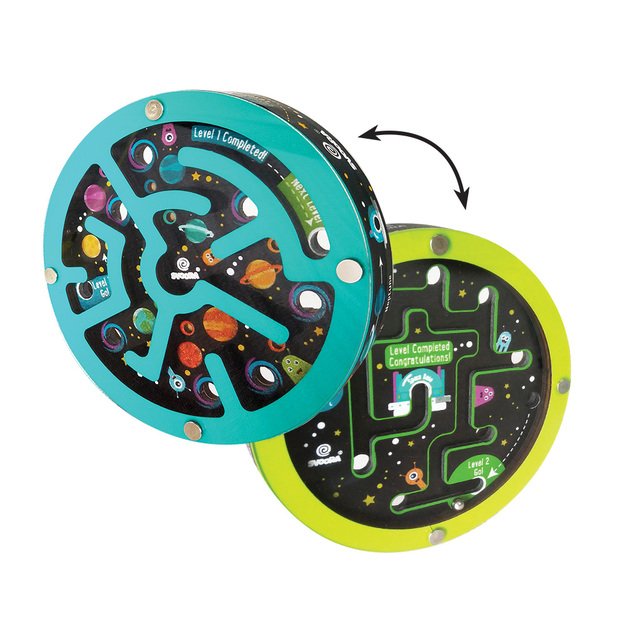 Svoora puidust kahekordne kettalabürint, Kosmos